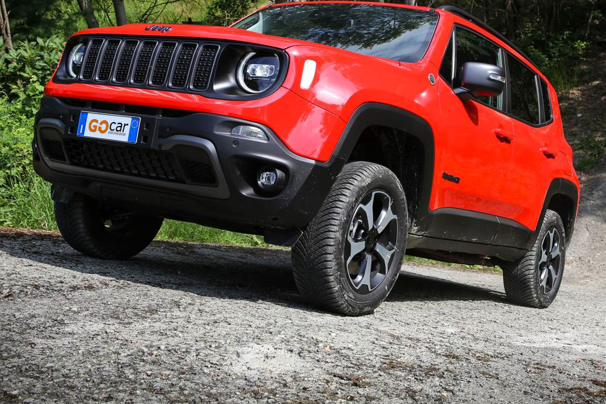 Jeep Renegade 4xe ibrida plug-in